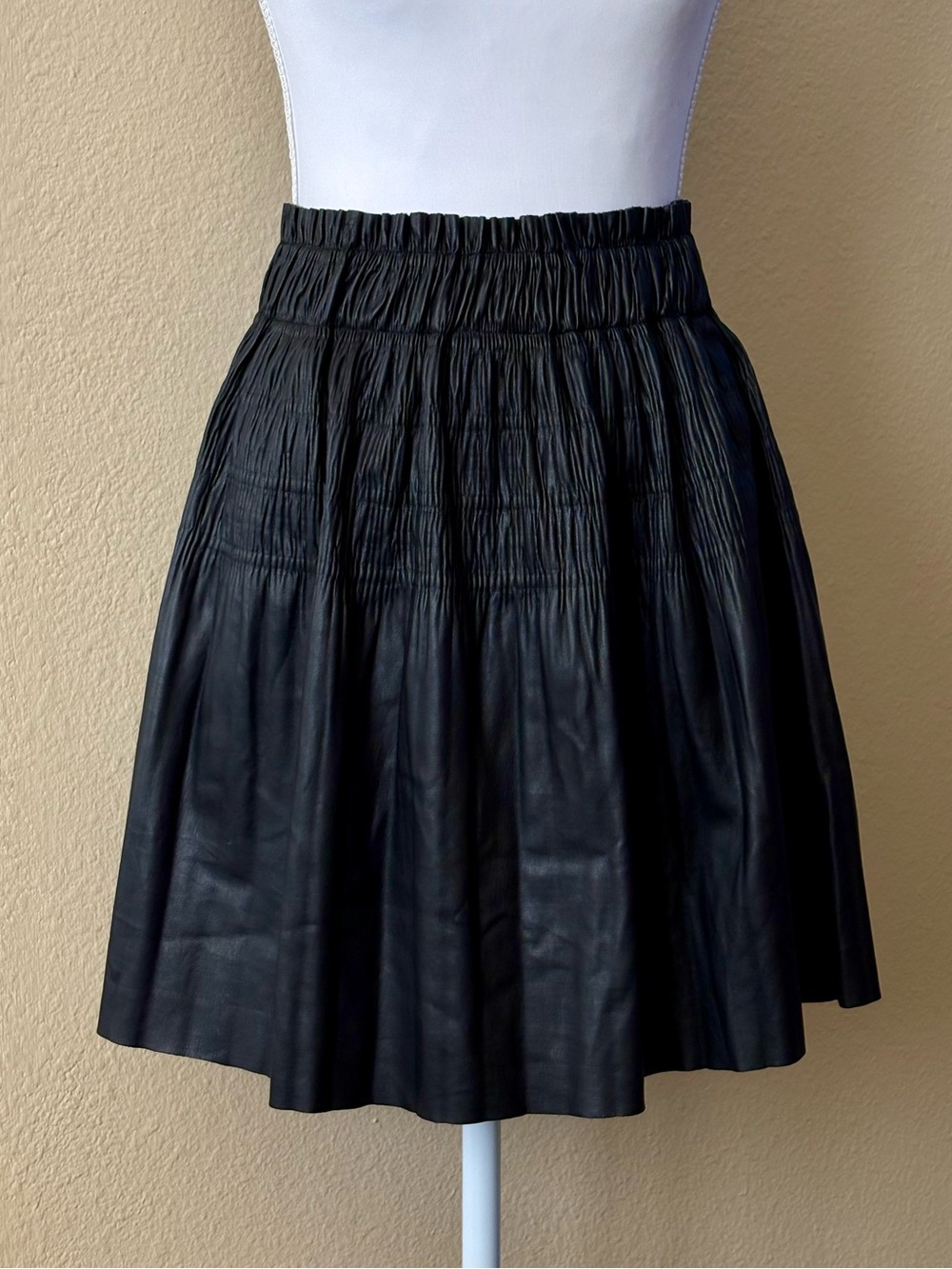 7 for all mankind Black Faux Leather Pleated Mini Skirt Size Medium
